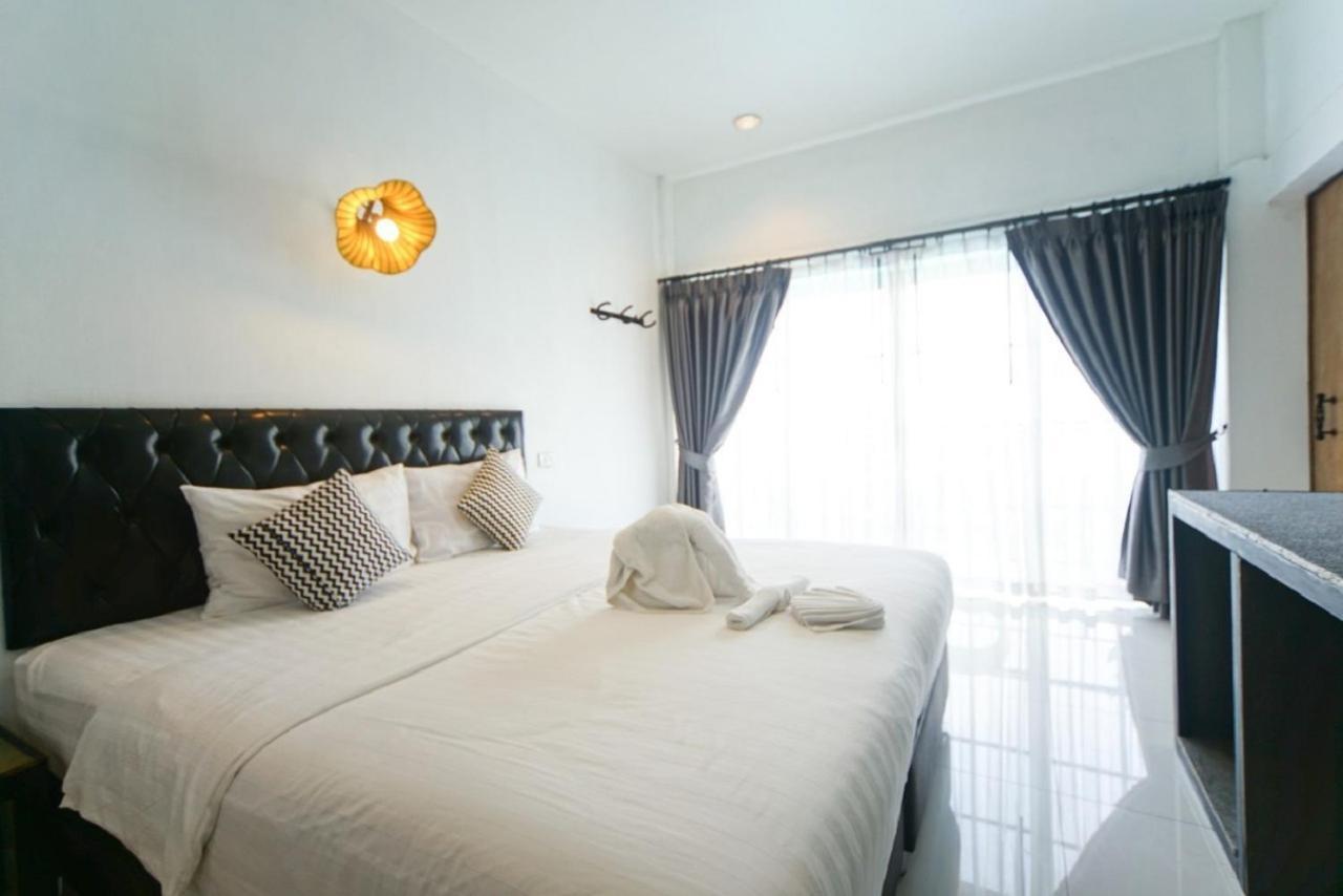 The Warehouse Chiang Mai Hotel Exterior photo